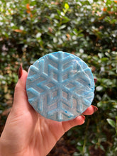 Load image into Gallery viewer, Snowflake Bath Bomb
