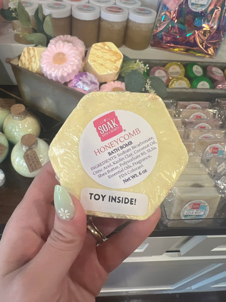 Honey Comb Bath Bomb