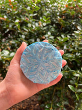 Load image into Gallery viewer, Snowflake Bath Bomb
